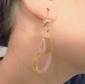 ピアス を イヤリング に する